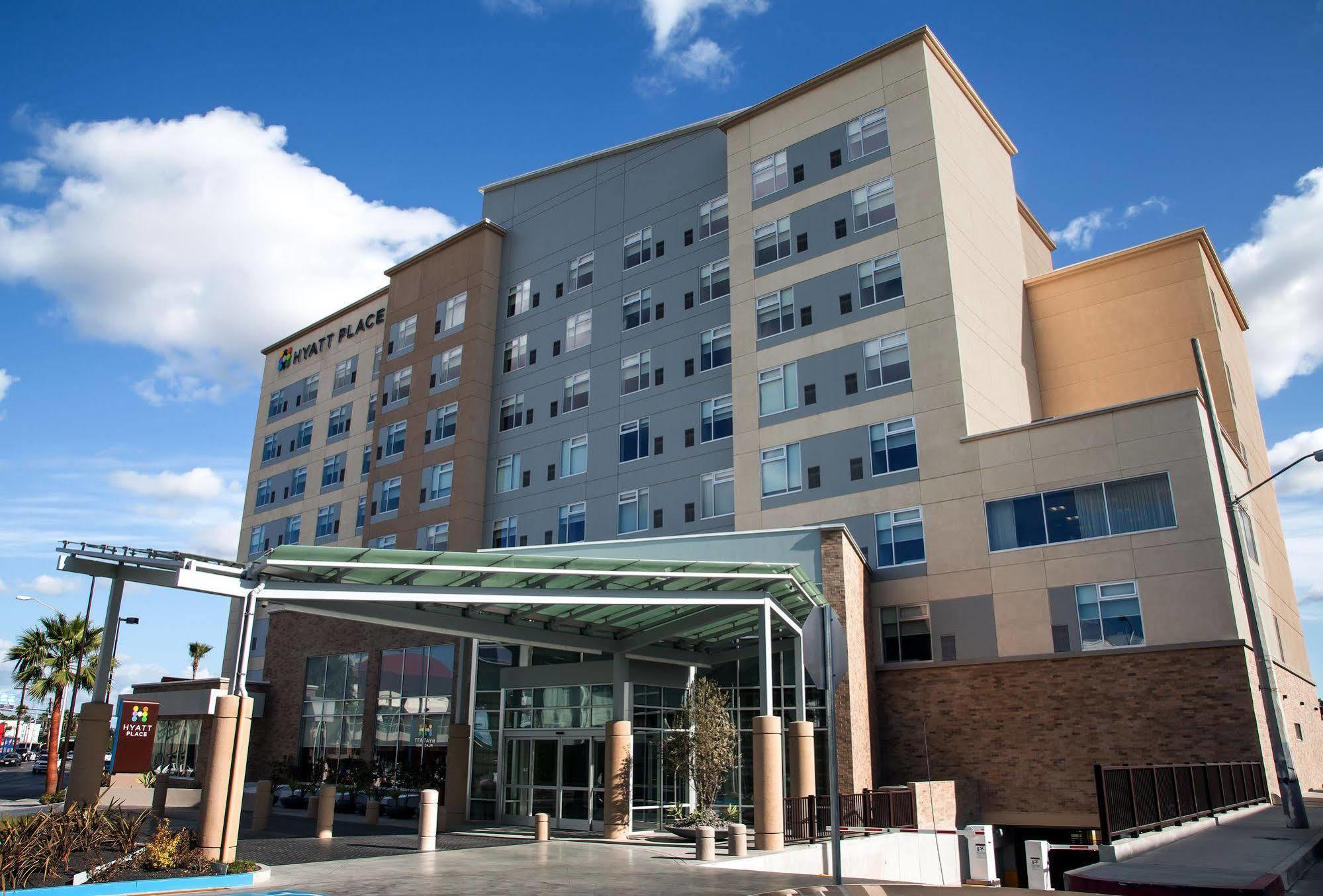 Hyatt Place Tijuana Exteriör bild